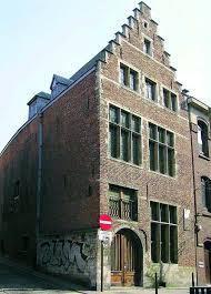 Het Bruegelhuis, Hoogstraat 132, werd lange tijd verwaarloosd, maar vormt nu een speerpunt in de plannen van het KMSKB voor de grote herdenking in 2019. 
